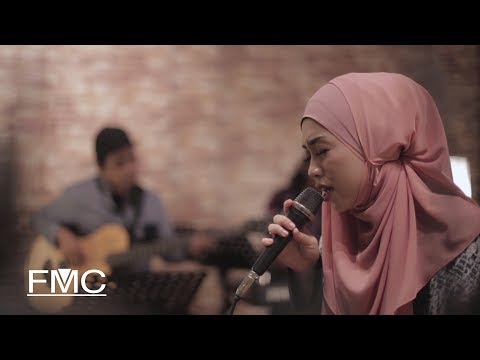 Tasha Manshahar - Masih Perlu (LIVE Acoustic Session)