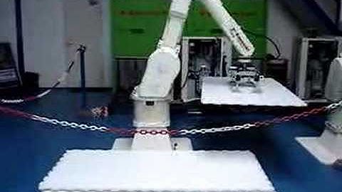 Kawasaki FD50N Robot handling plastic plates