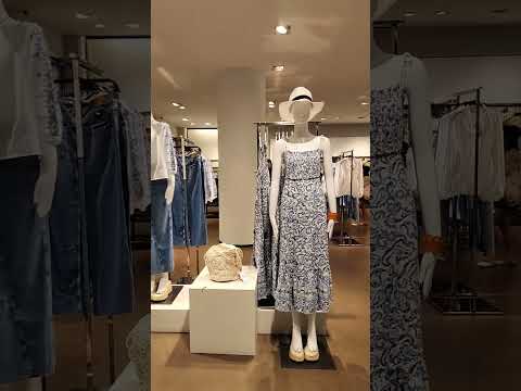 Video: Ženské a obálkovanie: Fashion Boutique v Singapure od KNQ Associates