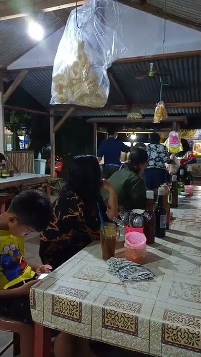 MIE AYAM TERLARIS DI NGUNUT TULUNGAGUNG, SILAHKAN MENCOBA DIJAMIN KETAGIHAN
