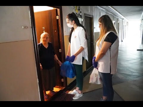 Activități social filantropice la Centrul multifuncțional „Speranțe pentru vârsta a treia“ din Galați