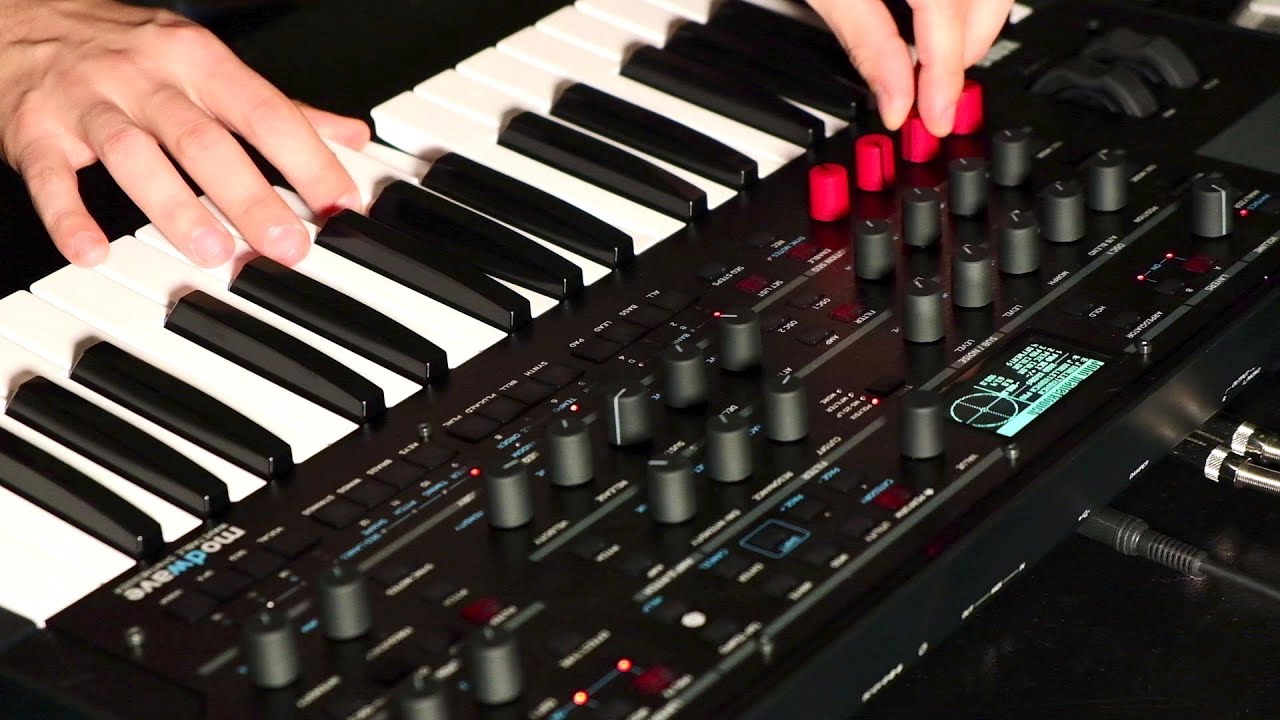 Korg Modwave: Jam with factory presets. Sound Demo/No Talk - YouTube