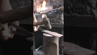 Proses Membuat Parang