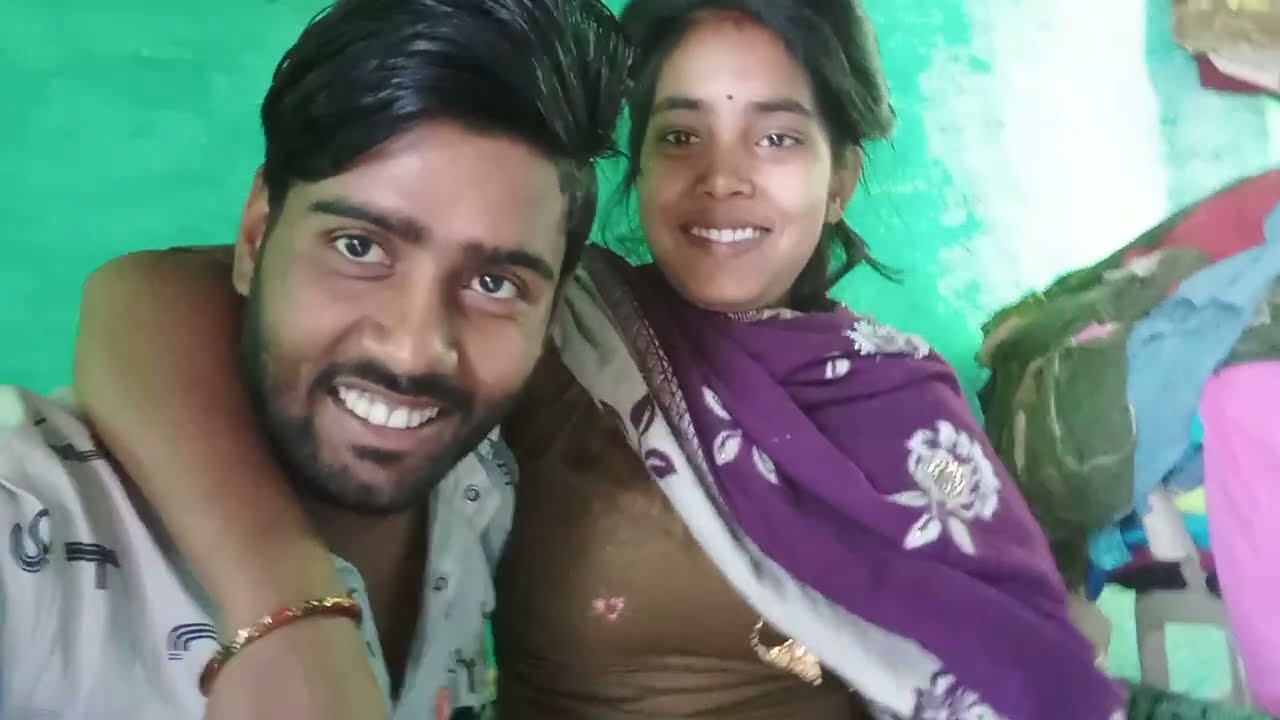 desi couple romantic | husband wife Masti blog | couple love marriage romantic kissing video