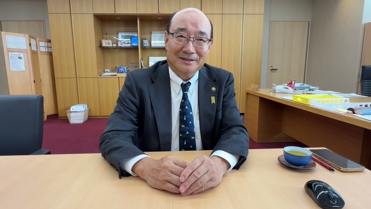 NHKのど自慢の司会交代理由は？歴代アナウンサーの変遷と現在を徹底解説