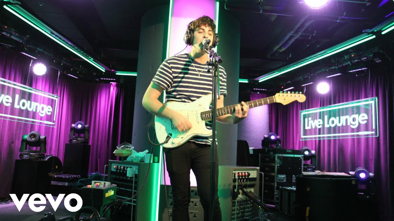 Circa Waves – Love Me Like You Do (Ellie Goulding cover in the Live Lounge)