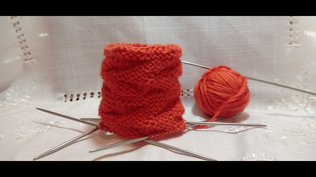 Schattenstrickmuster in Runden