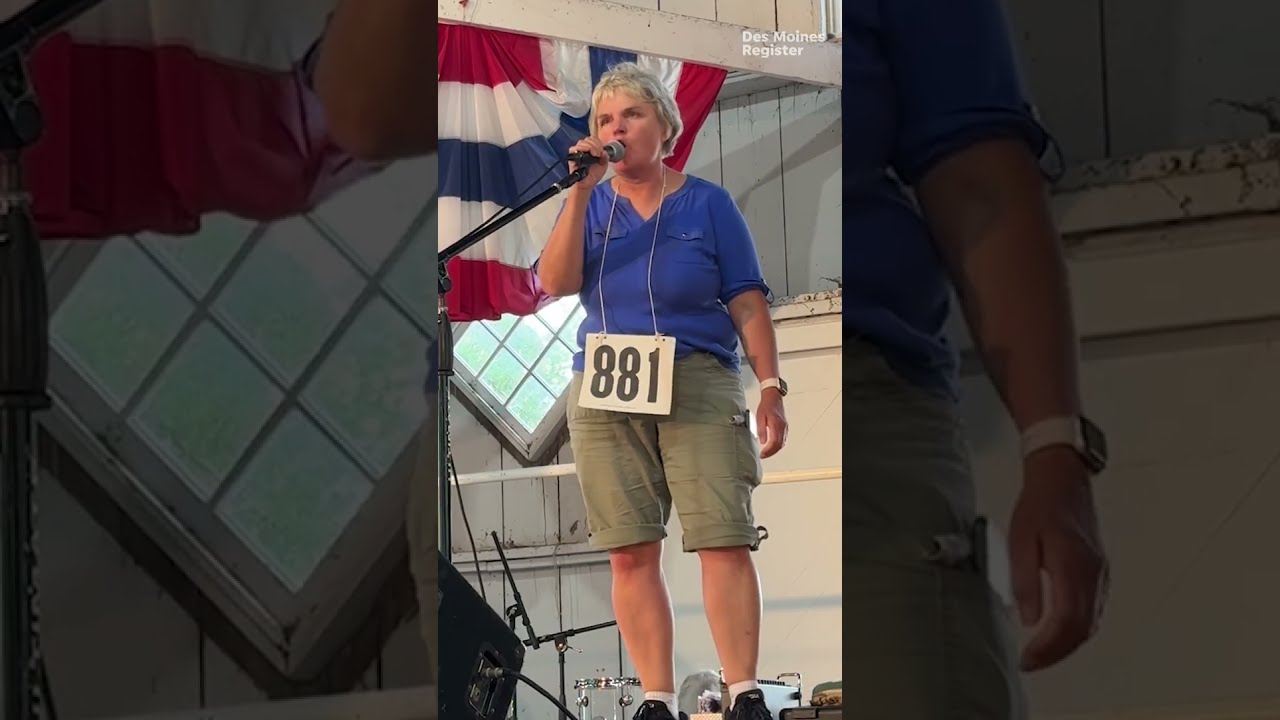 Hear The Best Clucks And Calls At Iowa State Fair S Annual Chicken Calling Contest