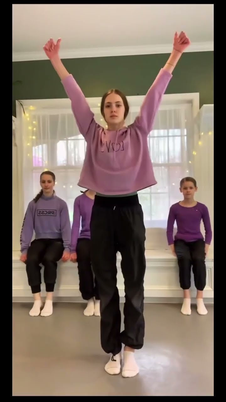 #JasonDeruloTV // Dance ?#GotPermissionToPost From @quinersisters #MakeMeHappy