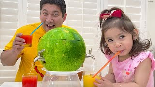 Maddie Pretend Play with Yummy Watermelon Juice Fruits & Vegetables Dispenser