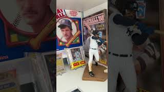 Don Mattingly Is Fun to Collect - The Hit Man!  Donnie Baseball!