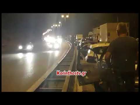 Ουρά χιλιομέτρων στην εθνική οδό Αθηνών - Κορίνθου, λόγω ανατροπής νταλίκας