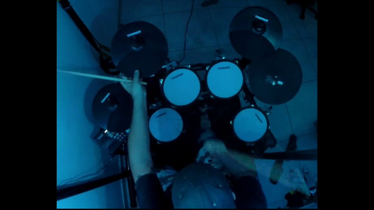 Teste bateria trigger td600 drum cover Guns n roses. Drum trigger td600