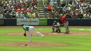 CIN@SEA: Cozart belts a two-run homer to left-center