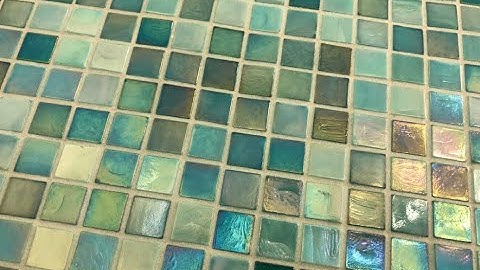 Video Tutorial n2: How to install Sicis glass mosaic mesh mounted with cementitious adhesive K55