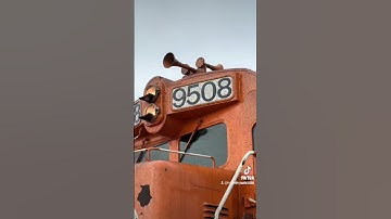 Railroaders Reaction: Very well oiled machine? I do not own music or clips submitted #funny  #trains