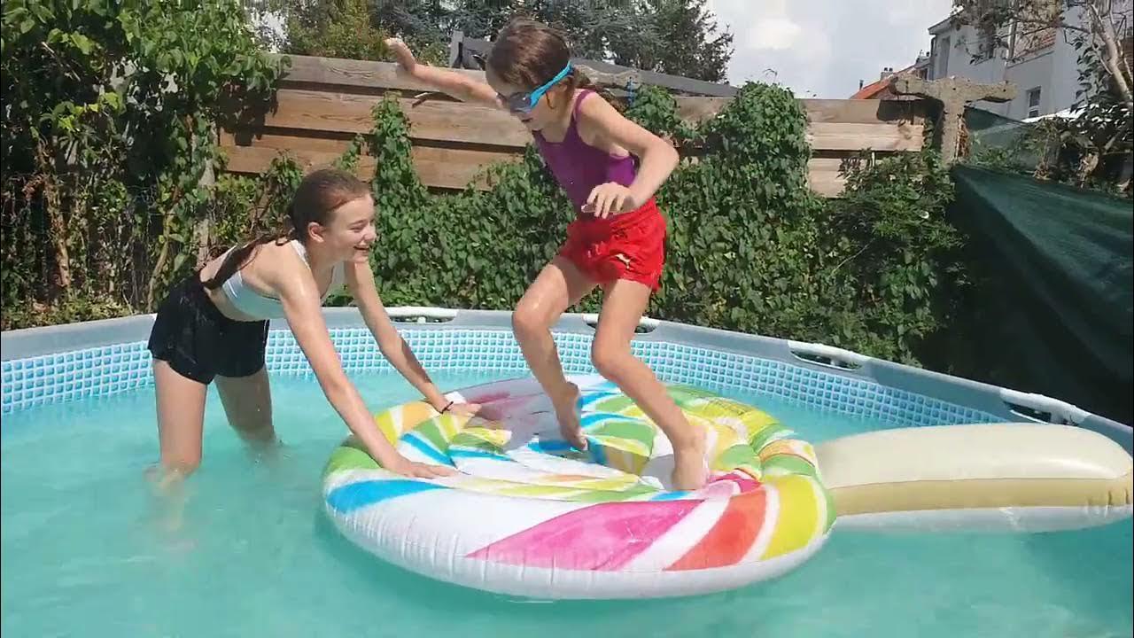 Challenge et défis entre soeurs dans la piscine 👙 Challenge between ...