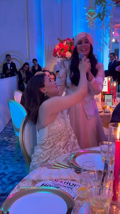 Alia Bhatt CUTELY says, “Abhi aap gao” after singing Ikk Kudi with Harshdeep Kaur 😍 #aliabhatt