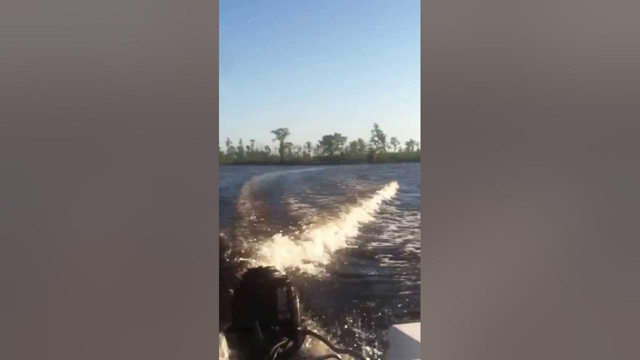Outboard Surging/bogging problems - YouTube