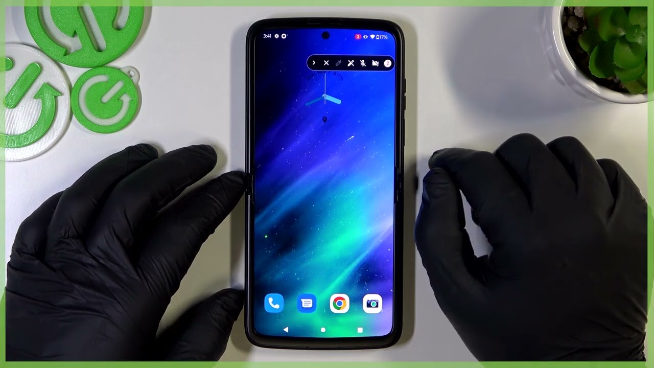 MOTOROLA Razr 2022 – Does It Have Screen Recording?