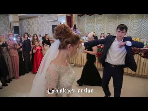 Video: Fejring I Højden: Bryllup