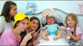 НЯНЯ КАК МАЛЕНЬКАЯ!!! ИГРА В ДОЧКИ МАТЕРИ