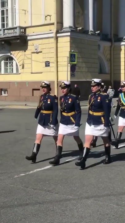 Парад девушки#9мая#парад - YouTube