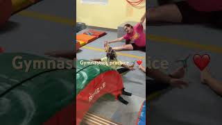 Gymnastics practice 🤸🏽♂️❤️#Family #gymnastics #granddaughter #having fun 