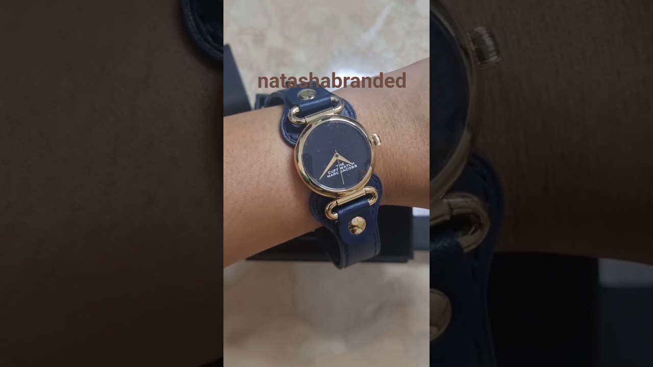 Review Marc Jacobs MJ0120179288 The Cuff Watch 