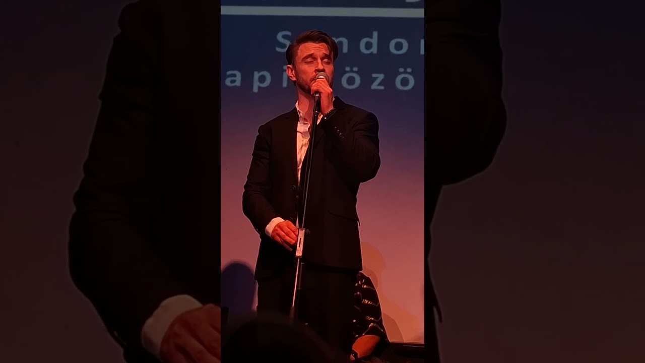 Sándor Péter: Egy rózsaszáll szebben beszél