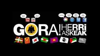 Vignette de la vidéo "Negu Gorriak-Gora Herria"