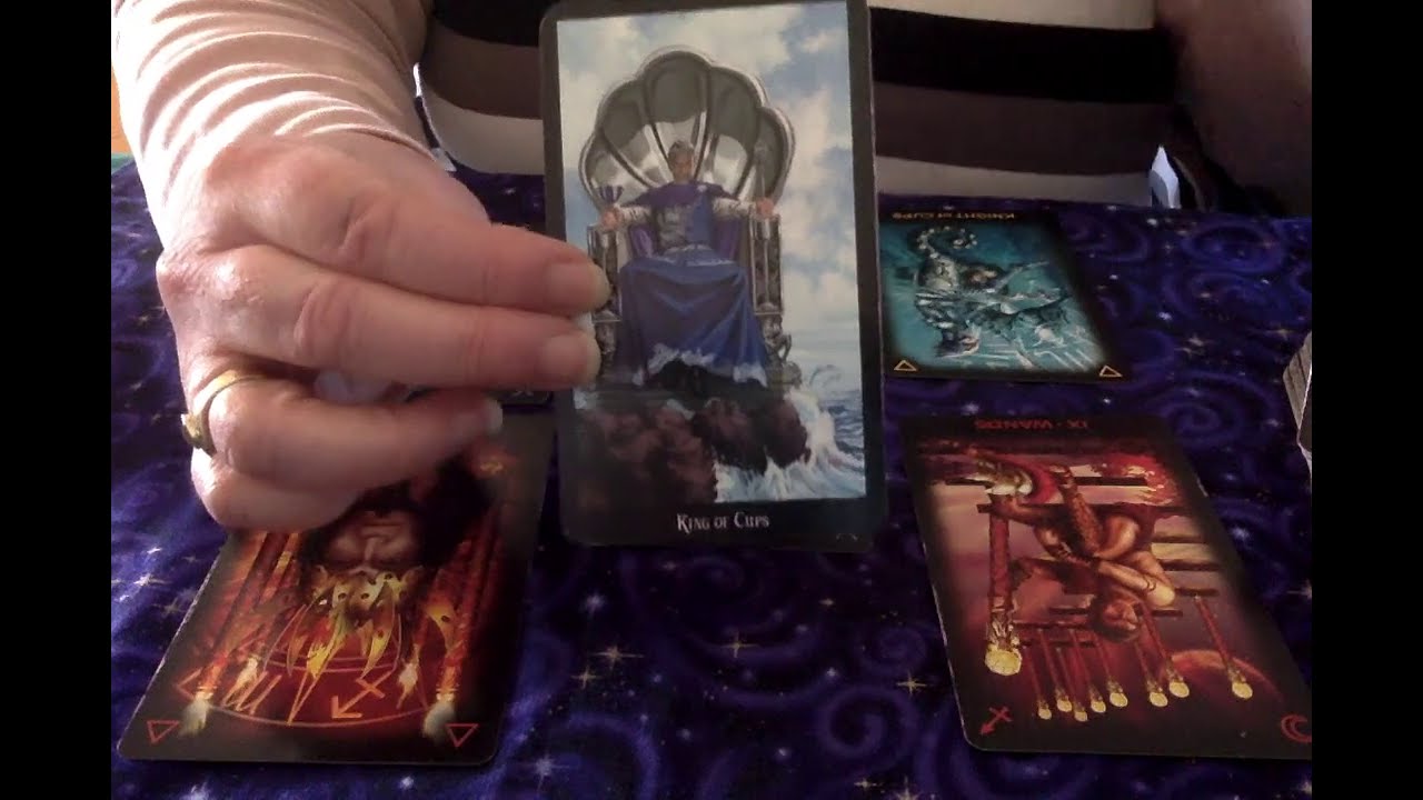 TAROT READING: 45 in August 2020