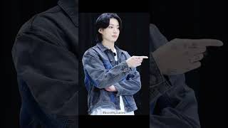 Jungkook ne ka bar army ke liye kuch bola tha🥺🥺😓😓🫂🫂#bts#shaayri#kookie#bts_official_bighit#kpop