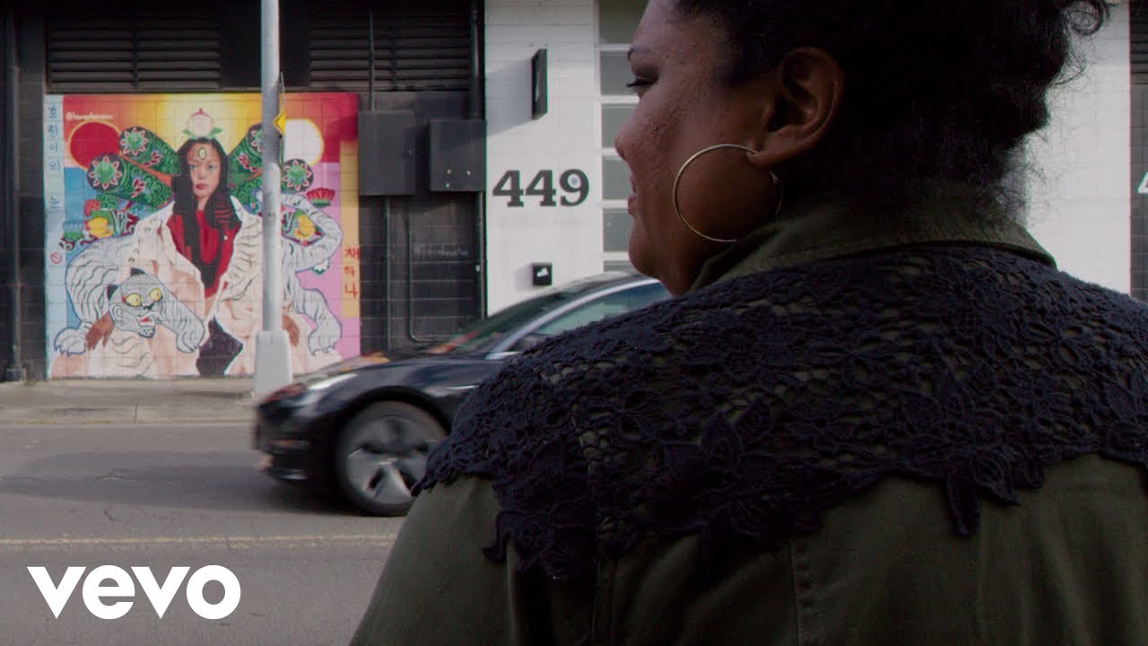 Riya Davis - My King (Official Video)