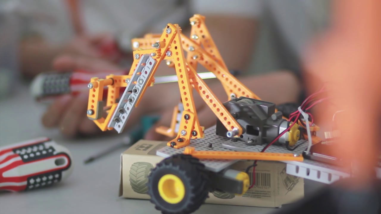 Surawiwat School 2018