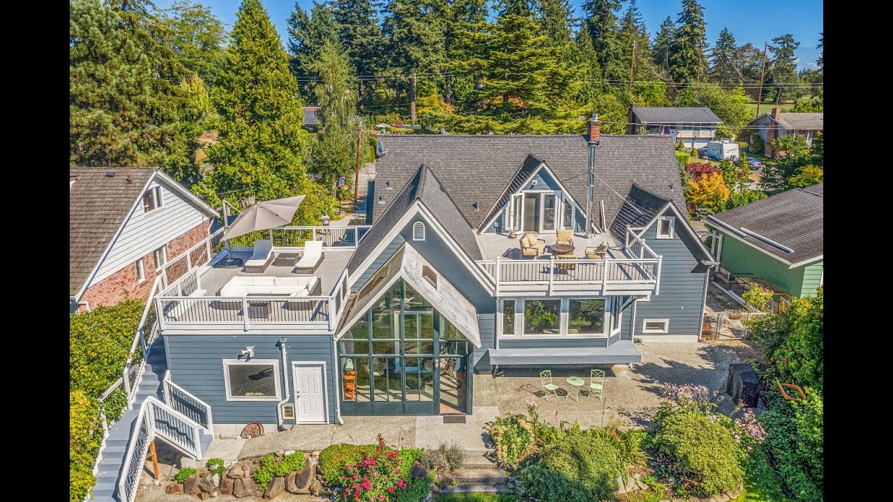 Historic N Everett Home With Views & Updates