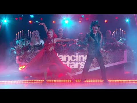 Barry Williams’ Monster Night Viennese Waltz – Dancing with the Stars