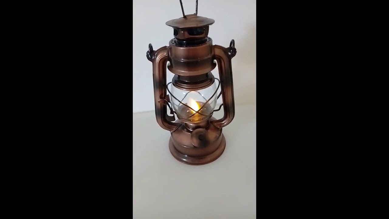 Lanterna Old Style con Fiamma di candela in Movimento - YouTube