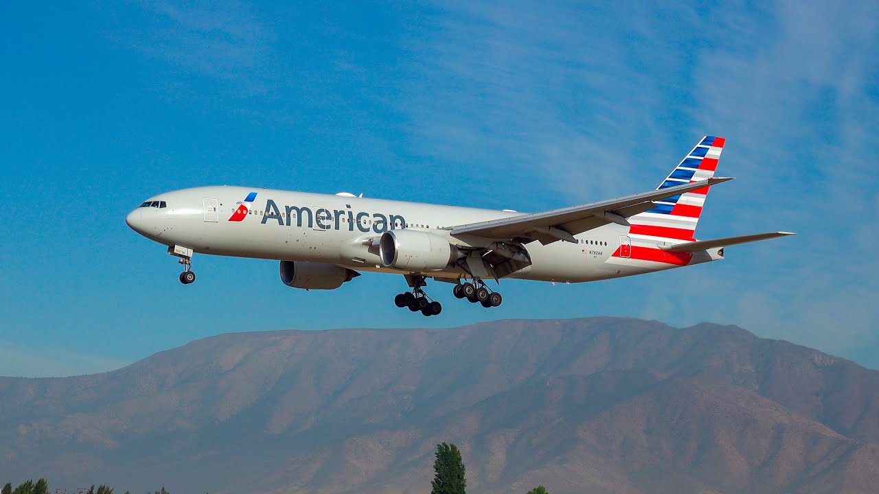 American Airlines 777 landing at Pudahuel airport﻿ | Santiago [SCL] plane spotting.
