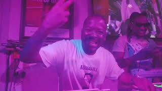 Angalia Namna Ceo Wa Efm Radio Na Tve Ndugu Majizo Alivyoamsha Shangwe Akikumbushia Kazi Ya Awali