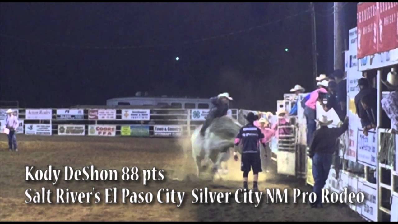 Kody DeShon winning Silver City NM Pro Rodeo 2015