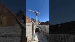 Ihklw-Umbau Ein Bau-Kran Mitten In Lüneburg