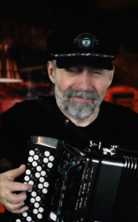 Крутится вертится шар голубой. #баян #accordion #musica #short - YouTube