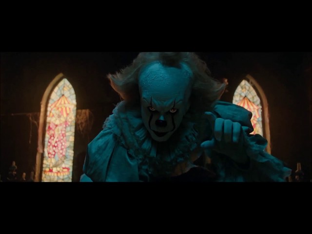 IT (2017) -  Room With Dolls Scene (Pennywise attacks Richie) class=