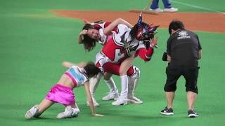 獣神サンダー・ライガーさんYMCAをファイターズガールと踊る(姫琳ちゃん戦う) 獣神サンダー・ライガーさんYMCAをファイターズガールと踊る(姫琳ちゃん戦う)