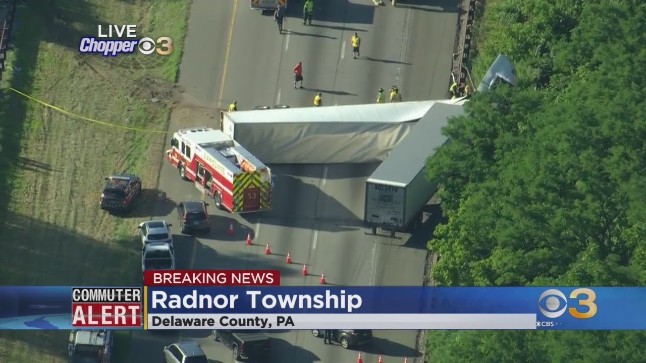 Tractor trailer overturns on I-476 in Radnor Township