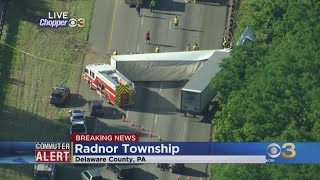 Tractor trailer overturns on I-476 in Radnor Township