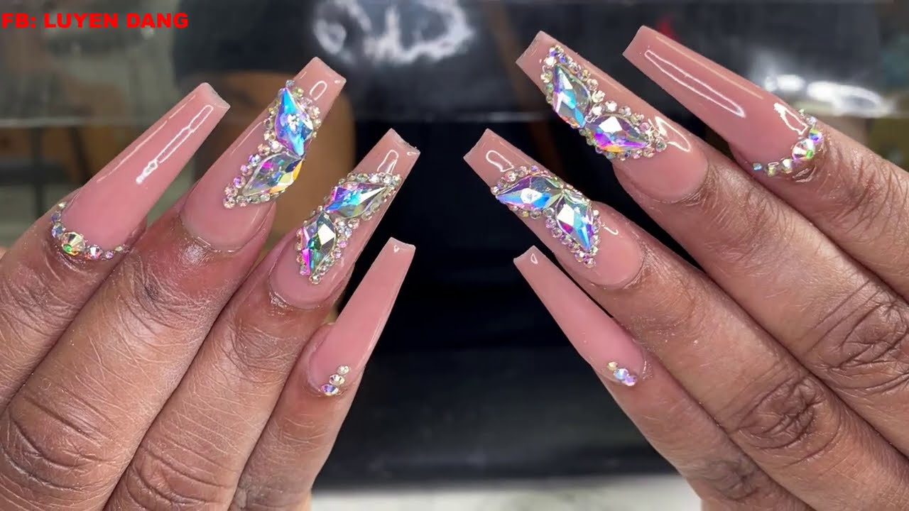 6. Rhinestone Nail Art Ideas from Tumblr - wide 8