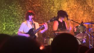 Sleater-Kinney (Live) - Let&#39;s Call It Love