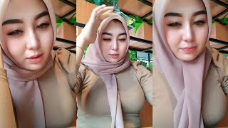 Mamah Cantik Berhijab